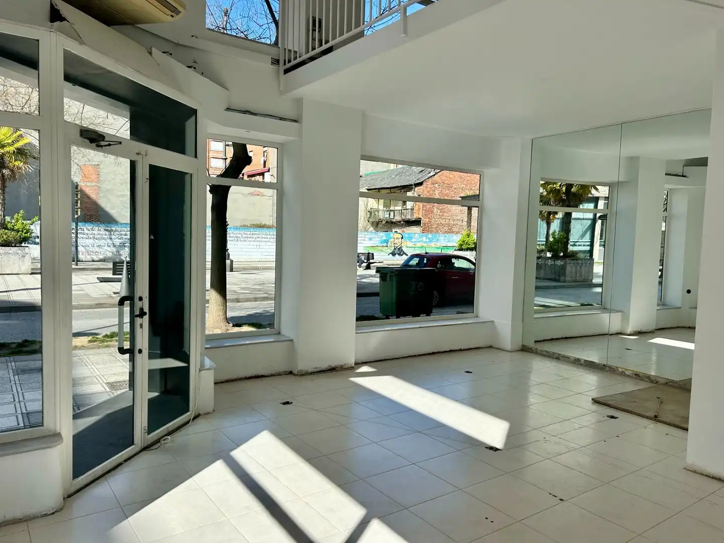 Local en venda en Ponferrada amb Aire condicionat