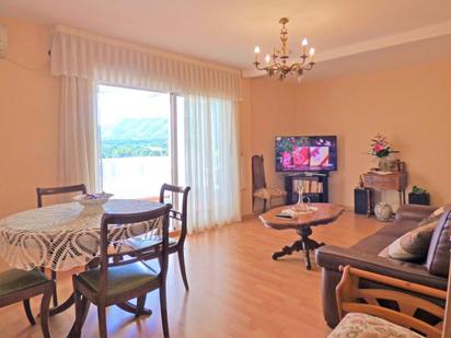 Sala d'estar de Pis en venda en Benidorm amb Terrassa i Moblat