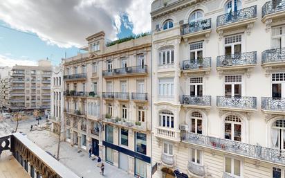 Vista exterior de Pis de lloguer en  Valencia Capital amb Terrassa