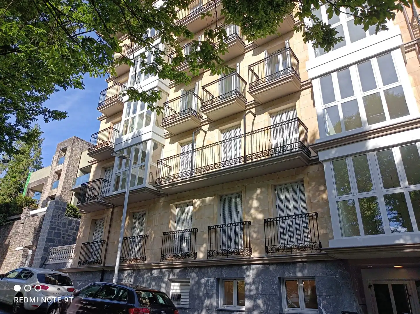 Außenansicht von Garage zur Miete in Irun 
