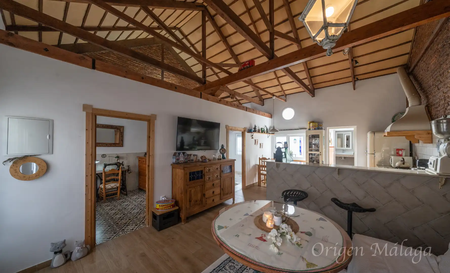 Sala de estar de Casa adosada en venta en Málaga con Aire acondicionado, Terraza y Trastero