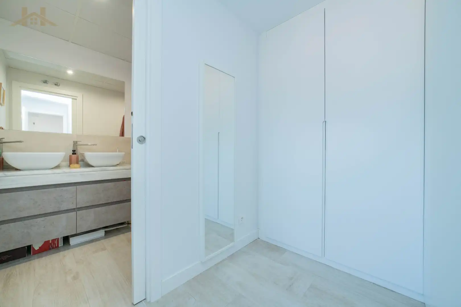 Habitación de Piso en venta en Boadilla del Monte con Aire acondicionado, Calefacción y Jardín privado