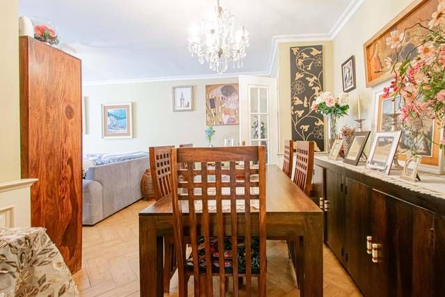 Piso en Venta en Calle OPERA CARMEN en Santa Clara