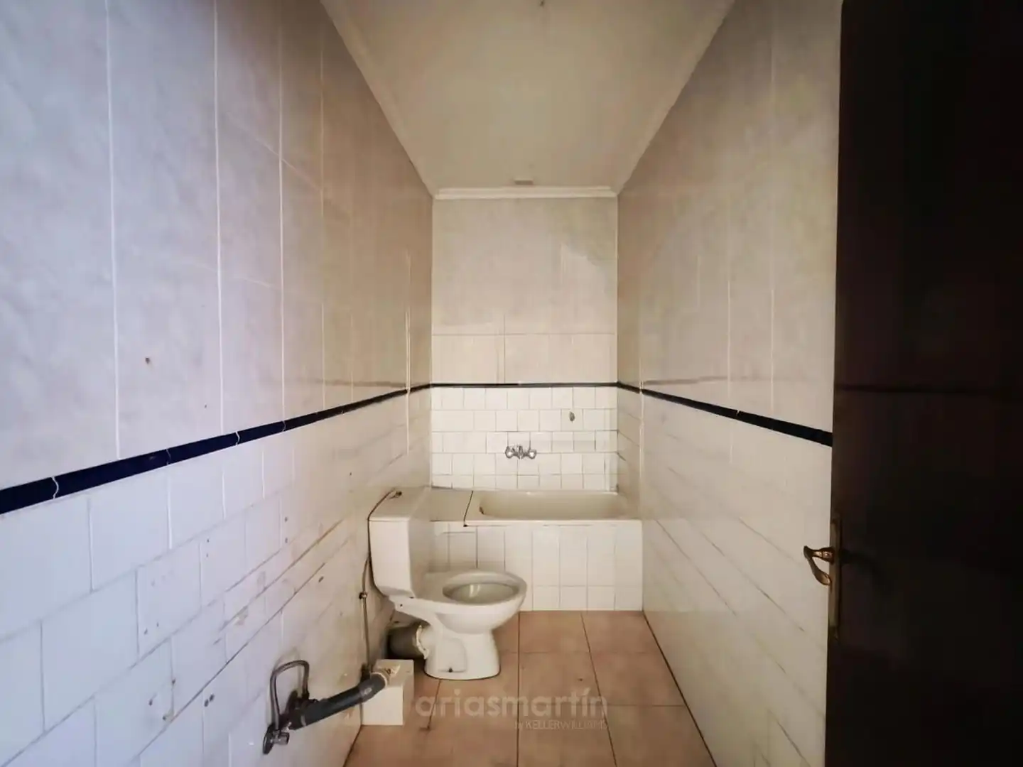 Baño de Piso en venta en Linares de Riofrío con Terraza