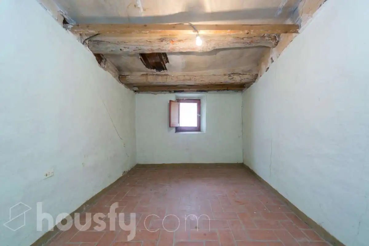 Houses for sale in Sant Martí de Tous  with Terrace and Balcony