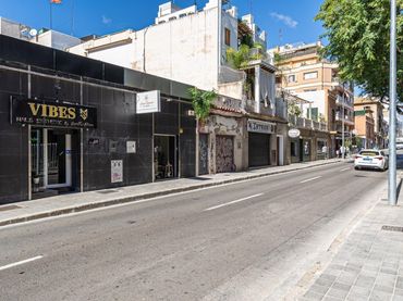 Business premises for sale in Avinguda de Joan Miró 66