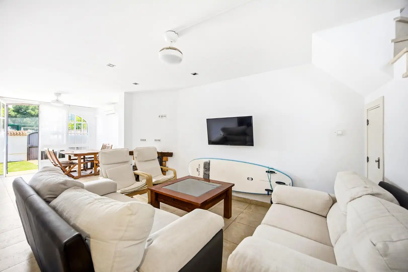 Sala de estar de Casa o chalet en venta en Chiclana de la Frontera con Aire acondicionado, Calefacción y Jardín privado