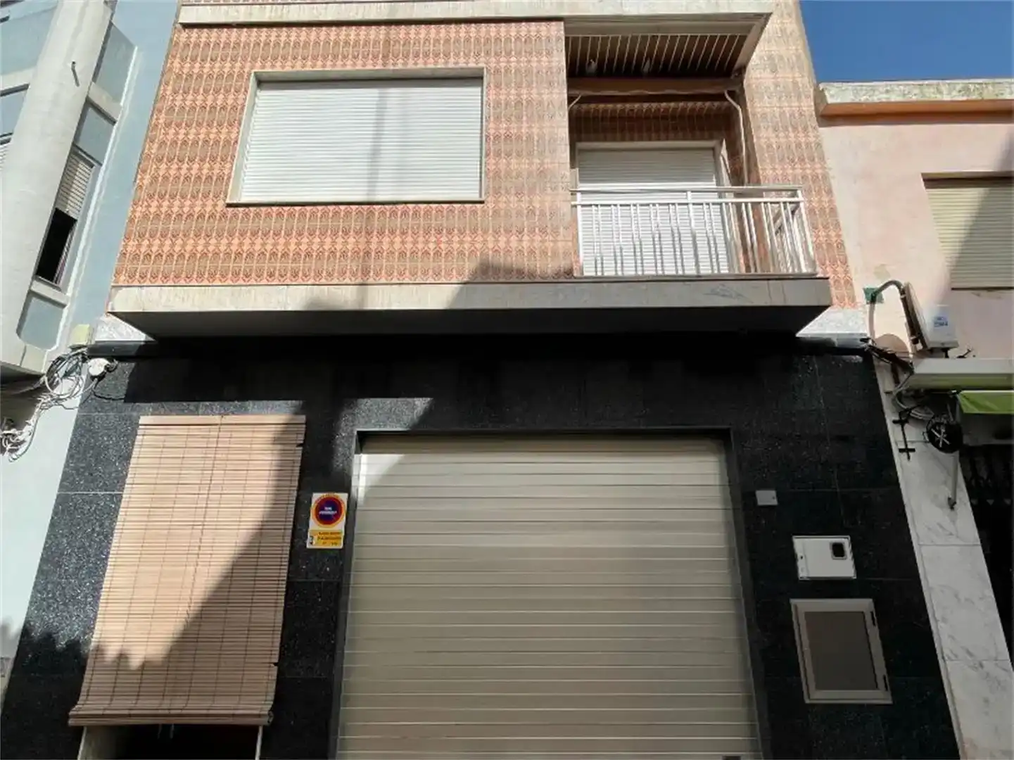 Exterior view of Commercial properties for rent in Almussafes, Valencia