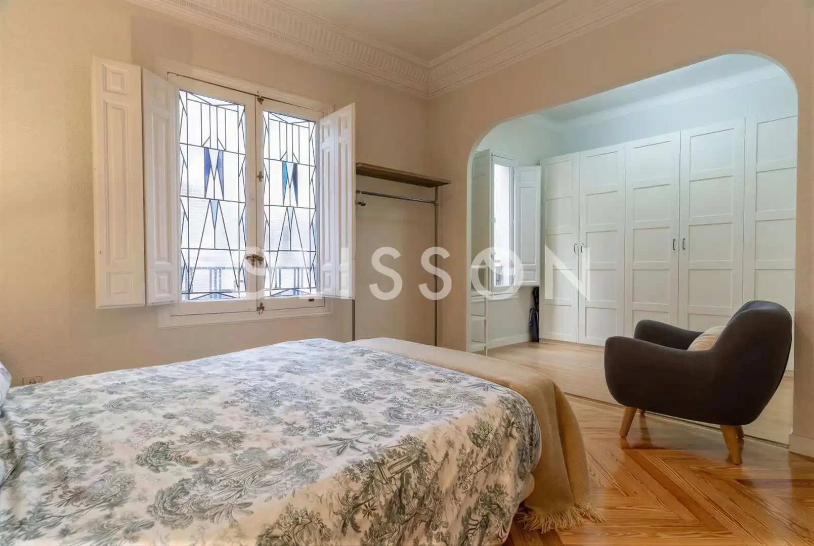 Habitación de Piso en venta en Madrid con Calefacción y Trastero