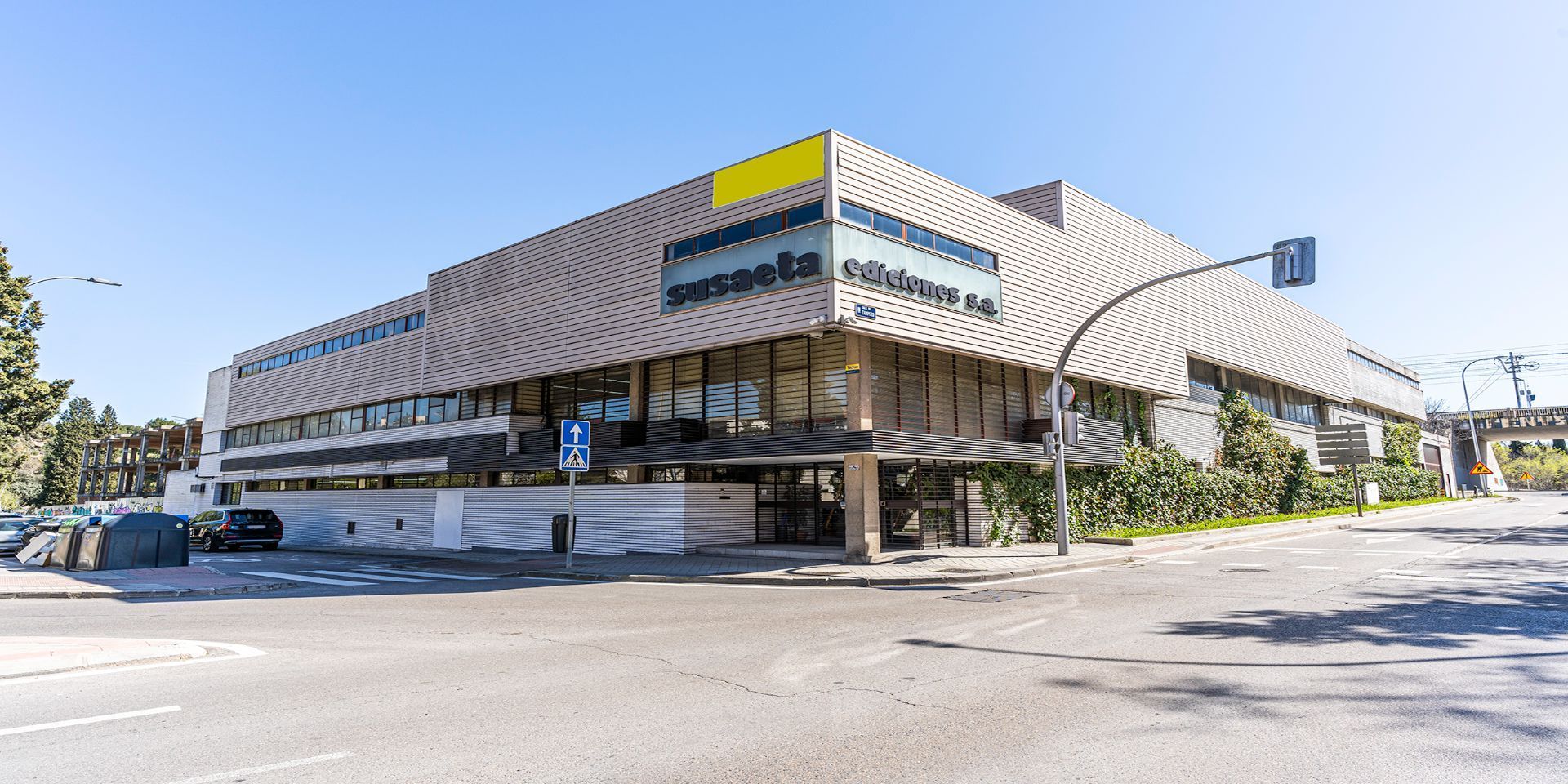 Exterior view of Industrial buildings for sale in  Madrid Capital