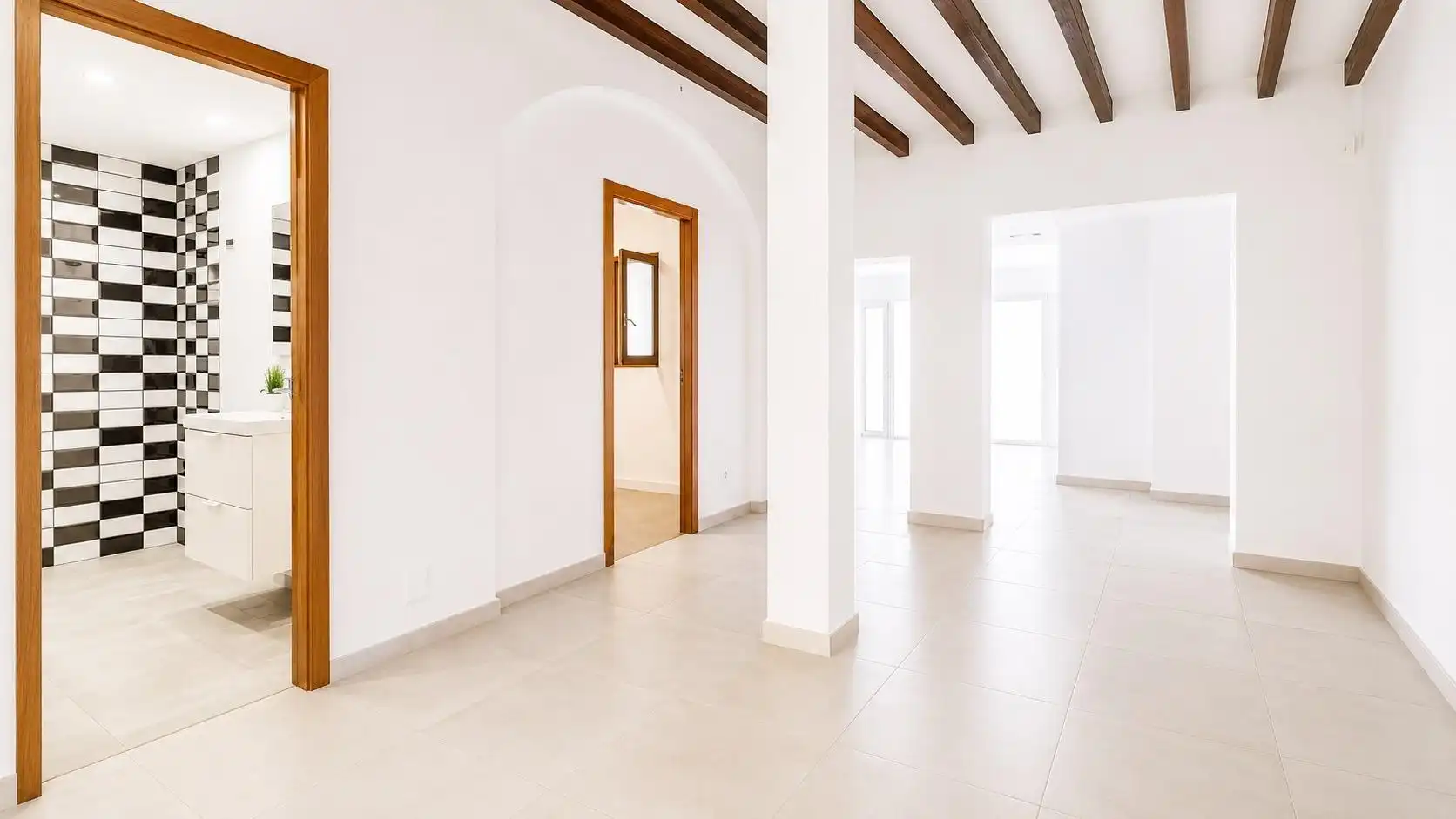 Bajo en venta en Calle CIMA, imagen 9