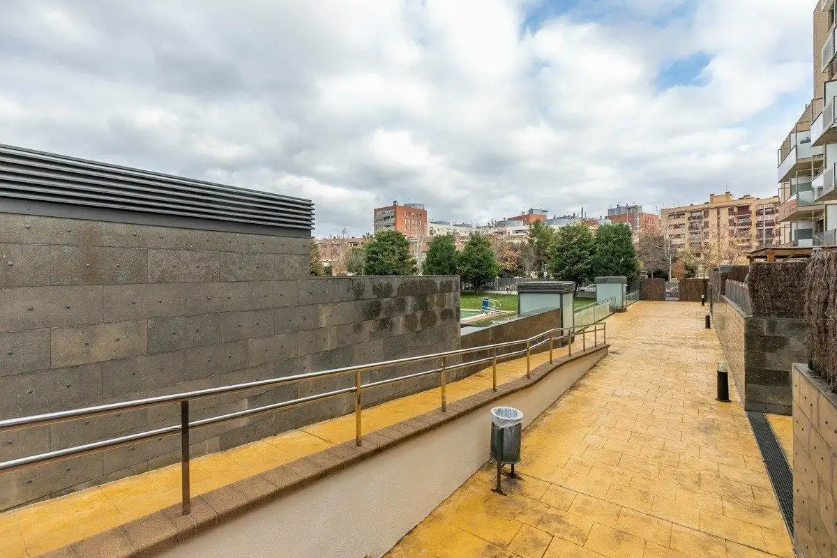 Terrassa de Pis en venda en Sabadell amb Aire condicionat, Calefacció i Jardí privat