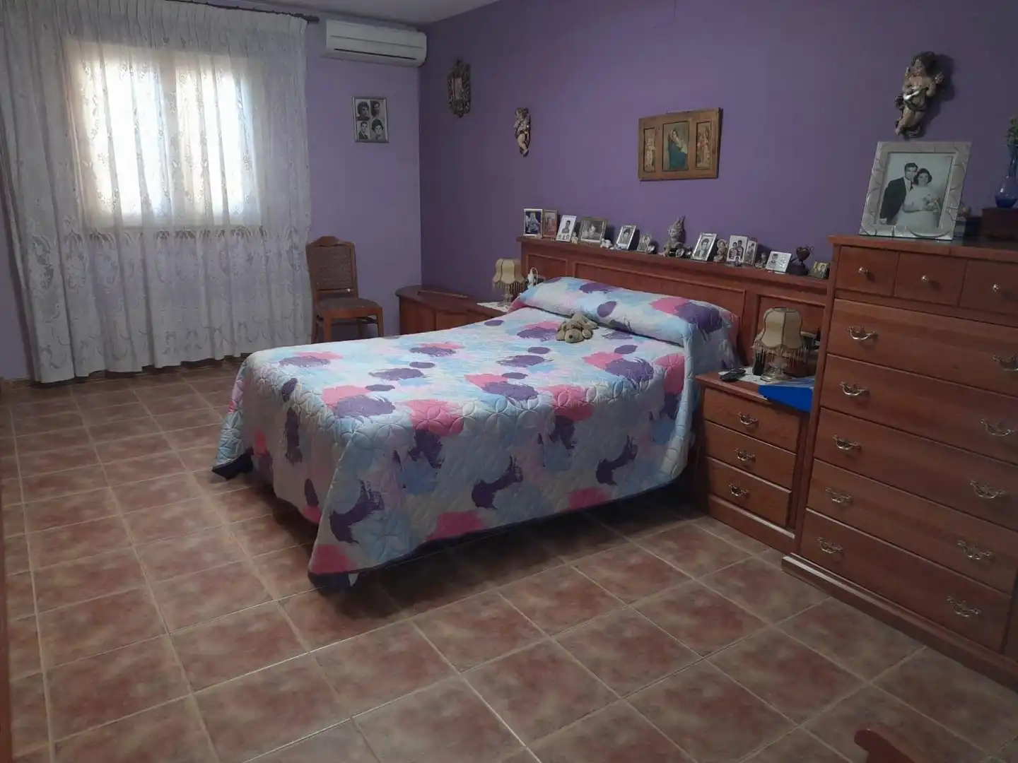Dormitori de Casa o xalet en venda en Flix amb Jardí privat, Terrassa i Traster