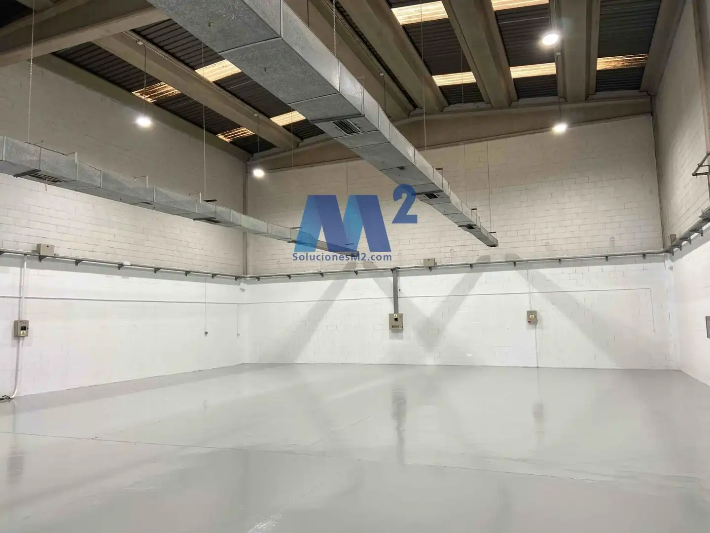 Fabrikhallen zur Miete in Alcobendas