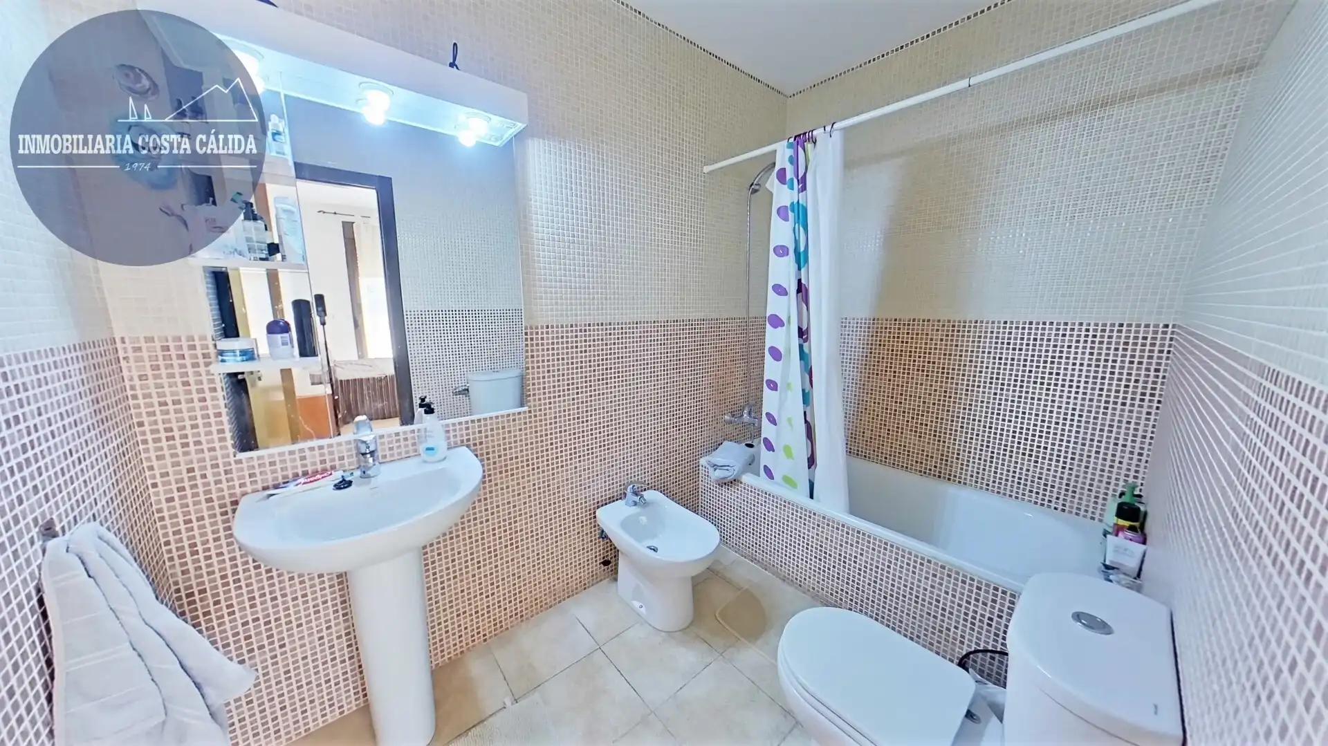 Badezimmer von Wohnungen zum Verkauf in Águilas mit Klimaanlage, Heizung und Privatgarten