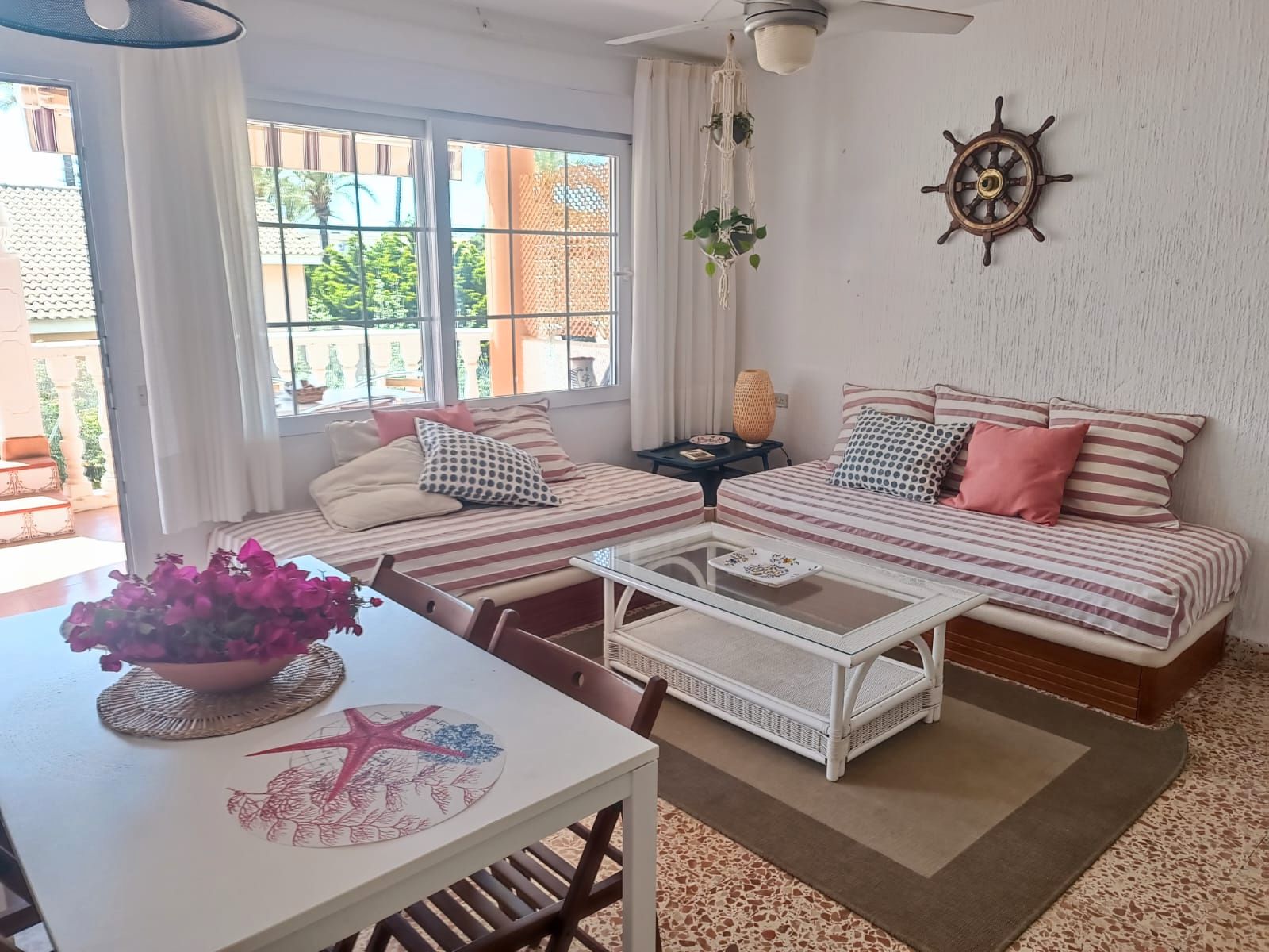 Living room of Apartment for sale in La Manga del Mar Menor  with Terrace, Furnished and Oven