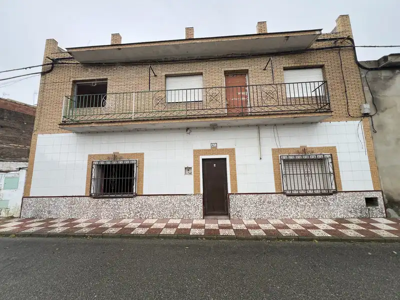 Chalet en venta en C/ Tarragona