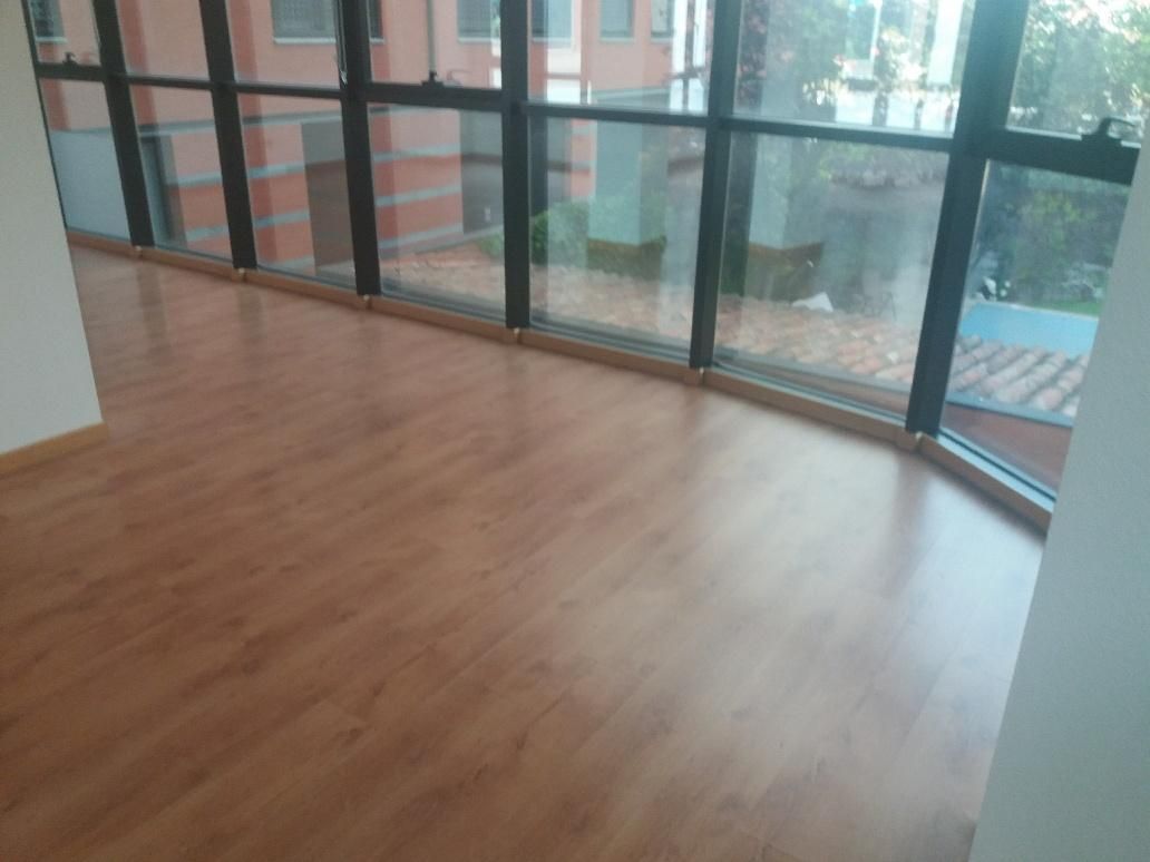 Office to rent in Alcalá de Henares  with Air Conditioner