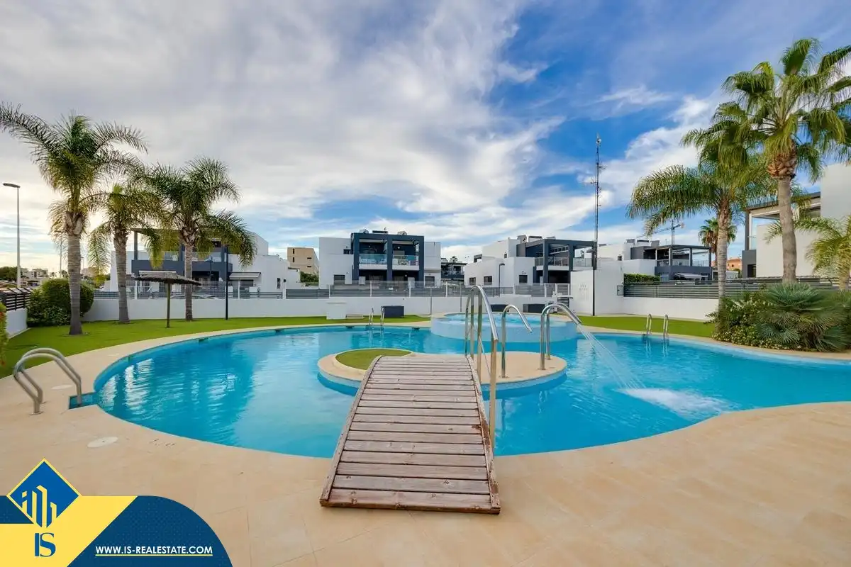 Casa amb piscina en venda a Nueva Torrevieja - Aguas Nuevas, imagen 26