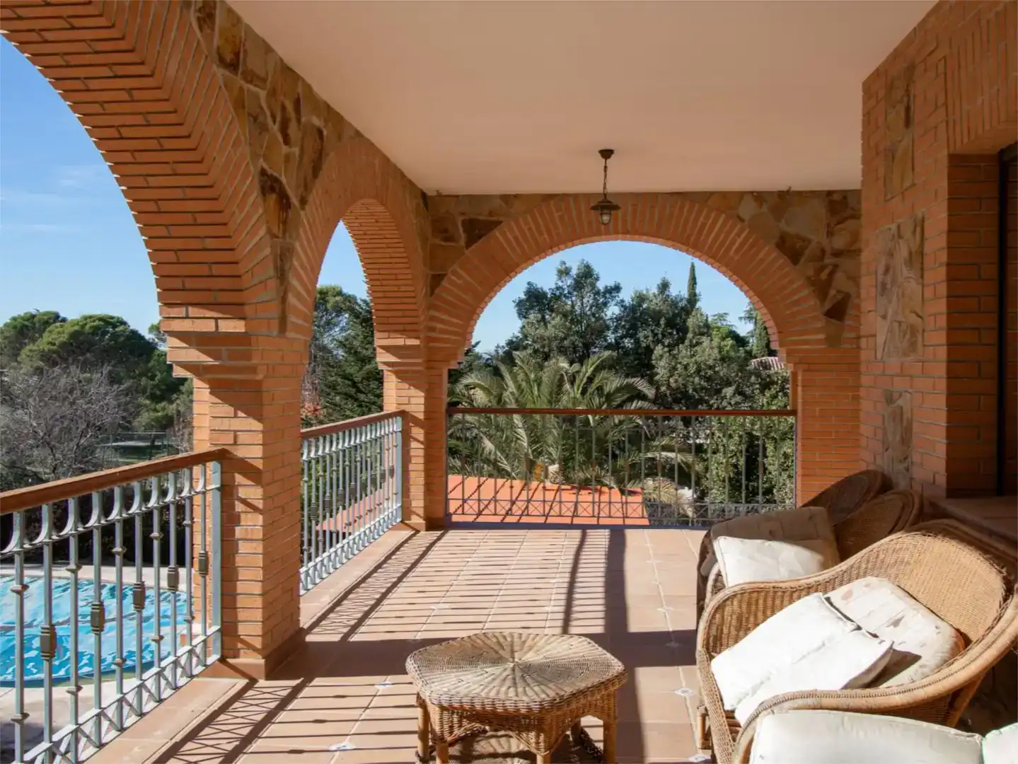 Terraza de Casa o chalet en venta en Boadilla del Monte con Aire acondicionado, Piscina y Balcón