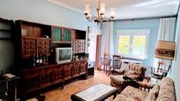 Sala d'estar de Pis en venda en  Madrid Capital amb Terrassa
