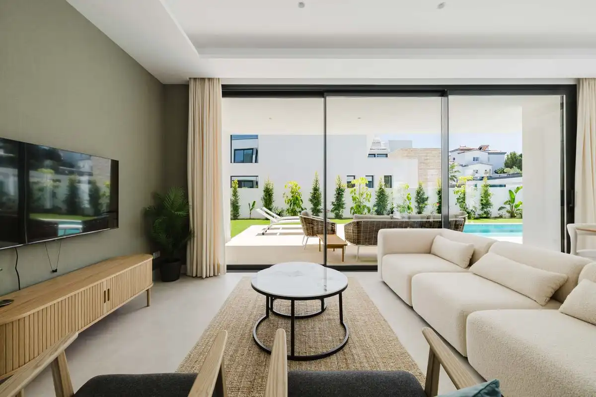 Casa amb piscina en venda a Urbanizacion Señorio De Cortes, imagen 7