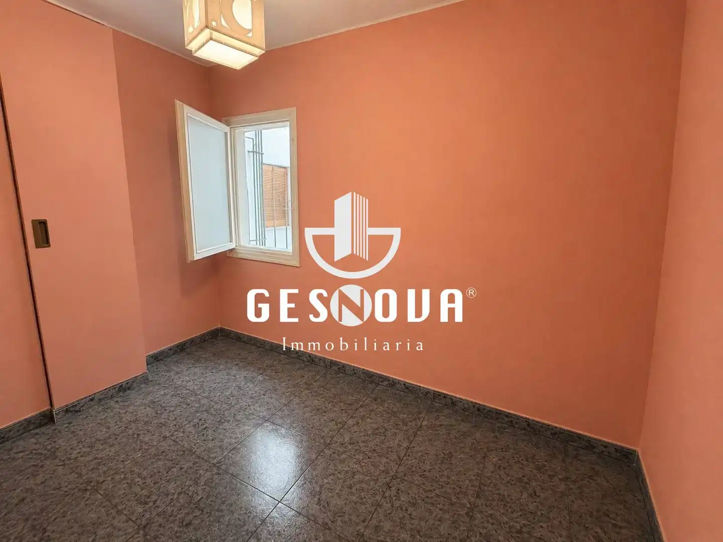 Bedroom of Flat for sale in Sant Feliu de Llobregat  with Air Conditioner and Balcony