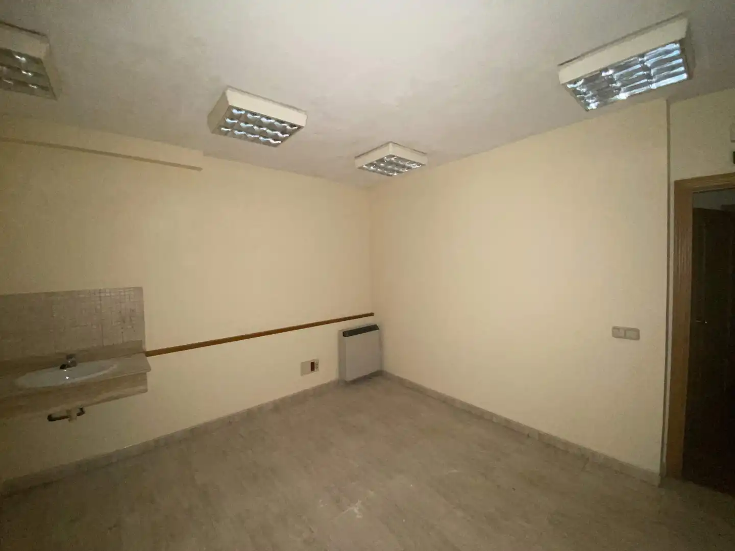 Business premises to rent in Calle HEROES LEONESES 1, imagen 11