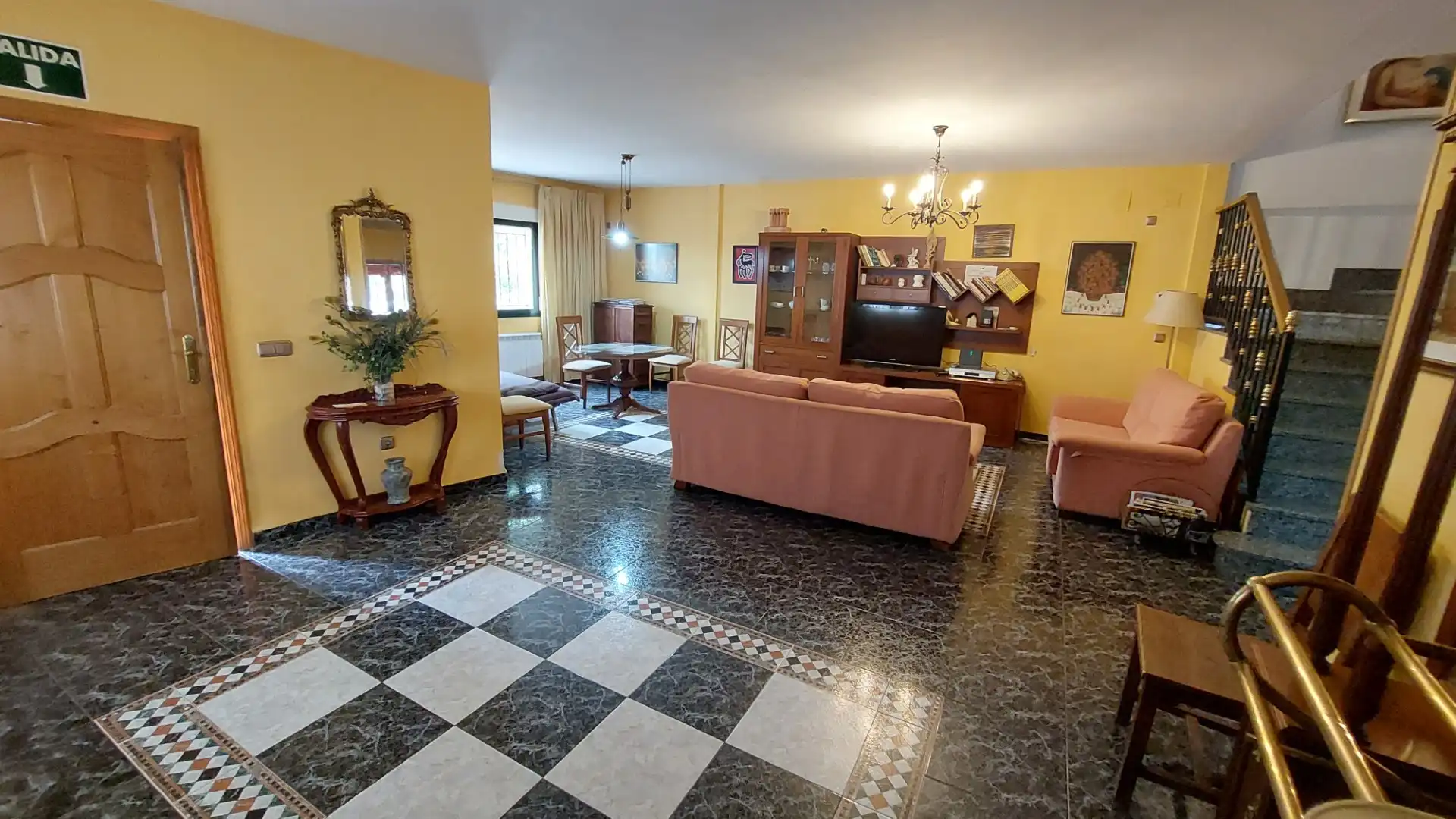 Sala de estar de Casa o chalet en venta en Zarza de Granadilla con Aire acondicionado, Calefacción y Amueblado