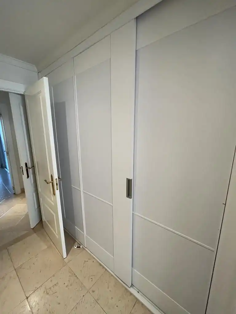 Bedroom of Flat for rent in Marbella  with Air Conditioner, Terrace and Swimming Pool
