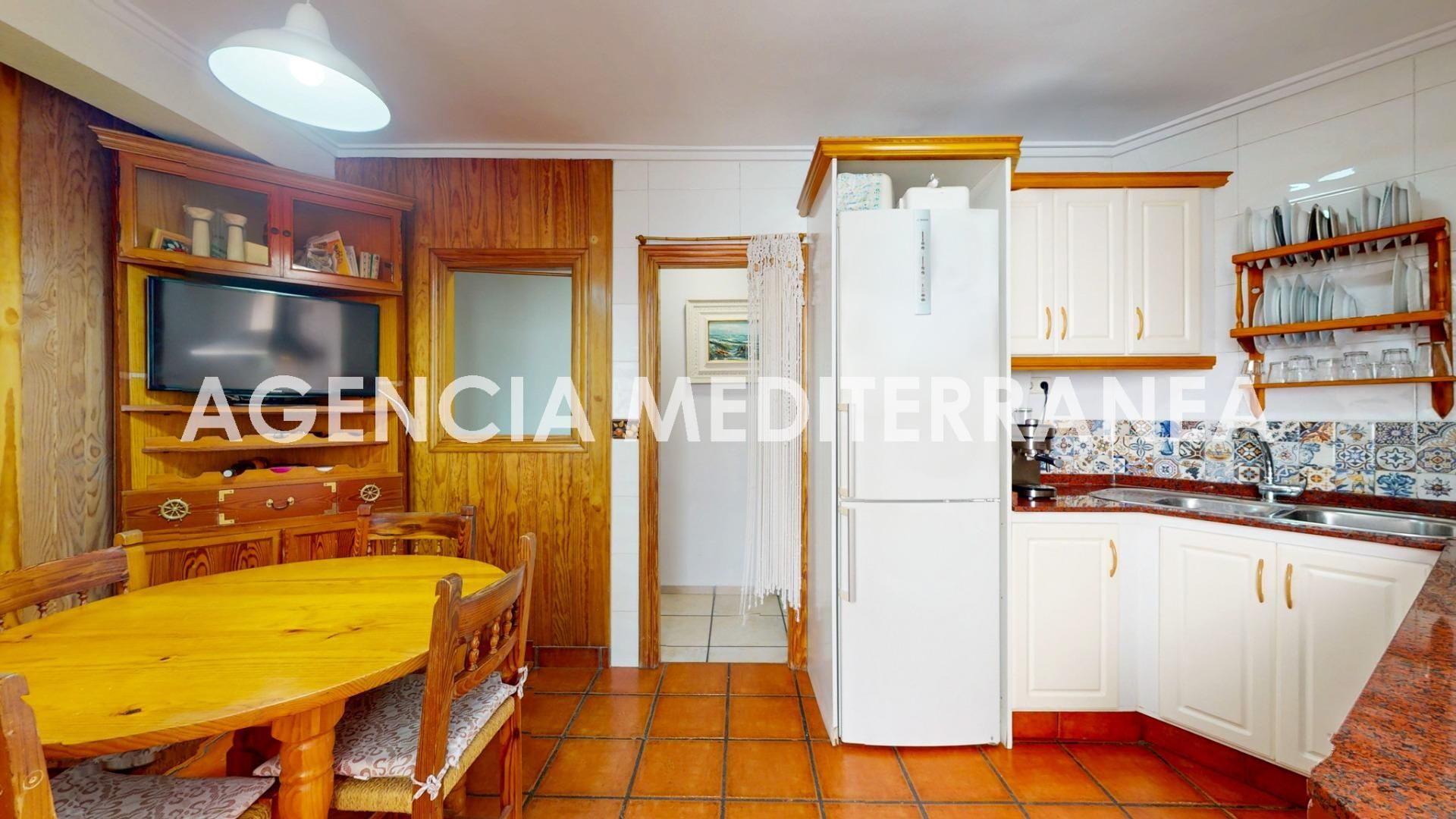 Kitchen of Flat for sale in  Valencia Capital  with Air Conditioner