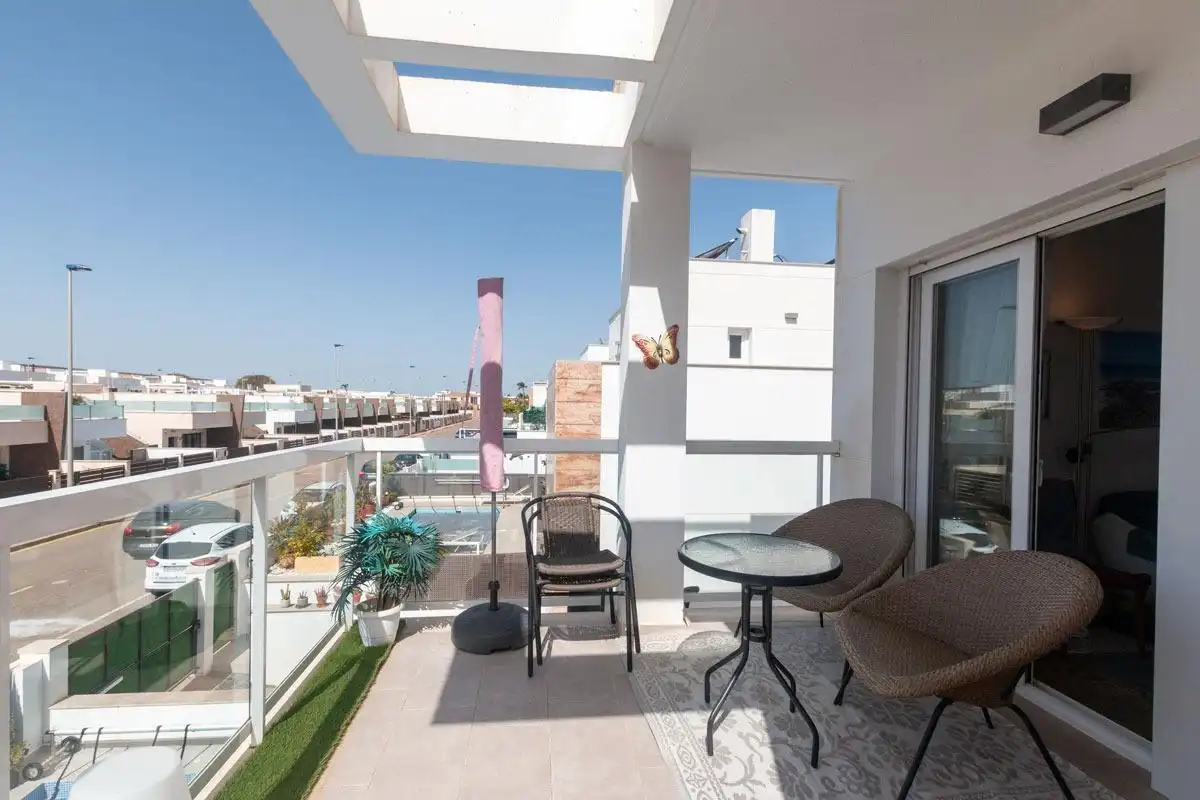 Apartment with pool for sale in San Pedro del Pinatar, imagen 2