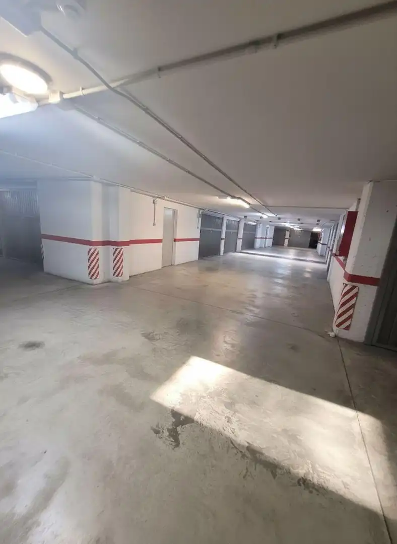 Parking of Apartments for sale in Balaguer  with Air Conditioner, Heating and Terrace