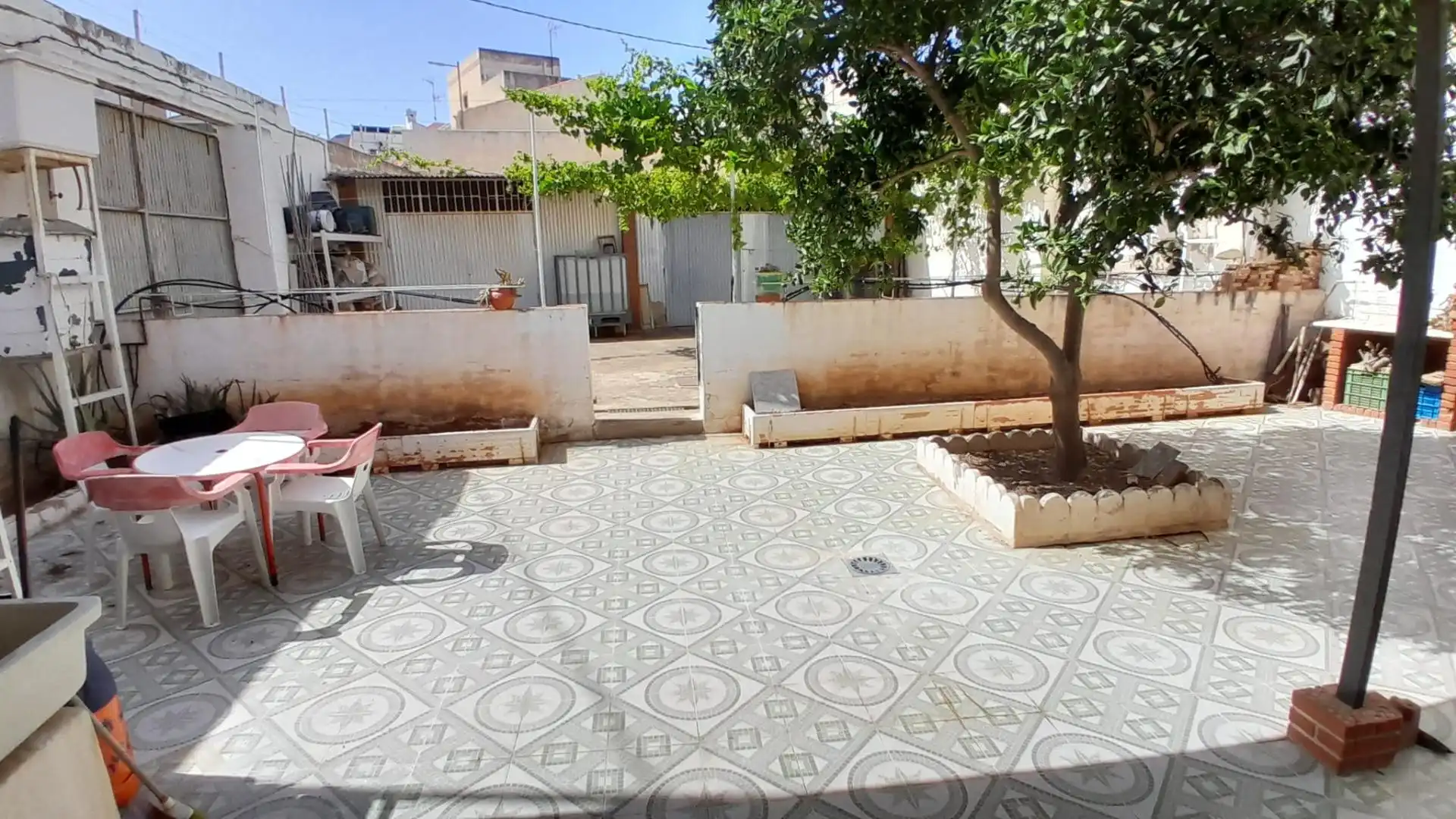 Terrassa de Casa o xalet en venda en La Unión amb Jardí privat i Moblat