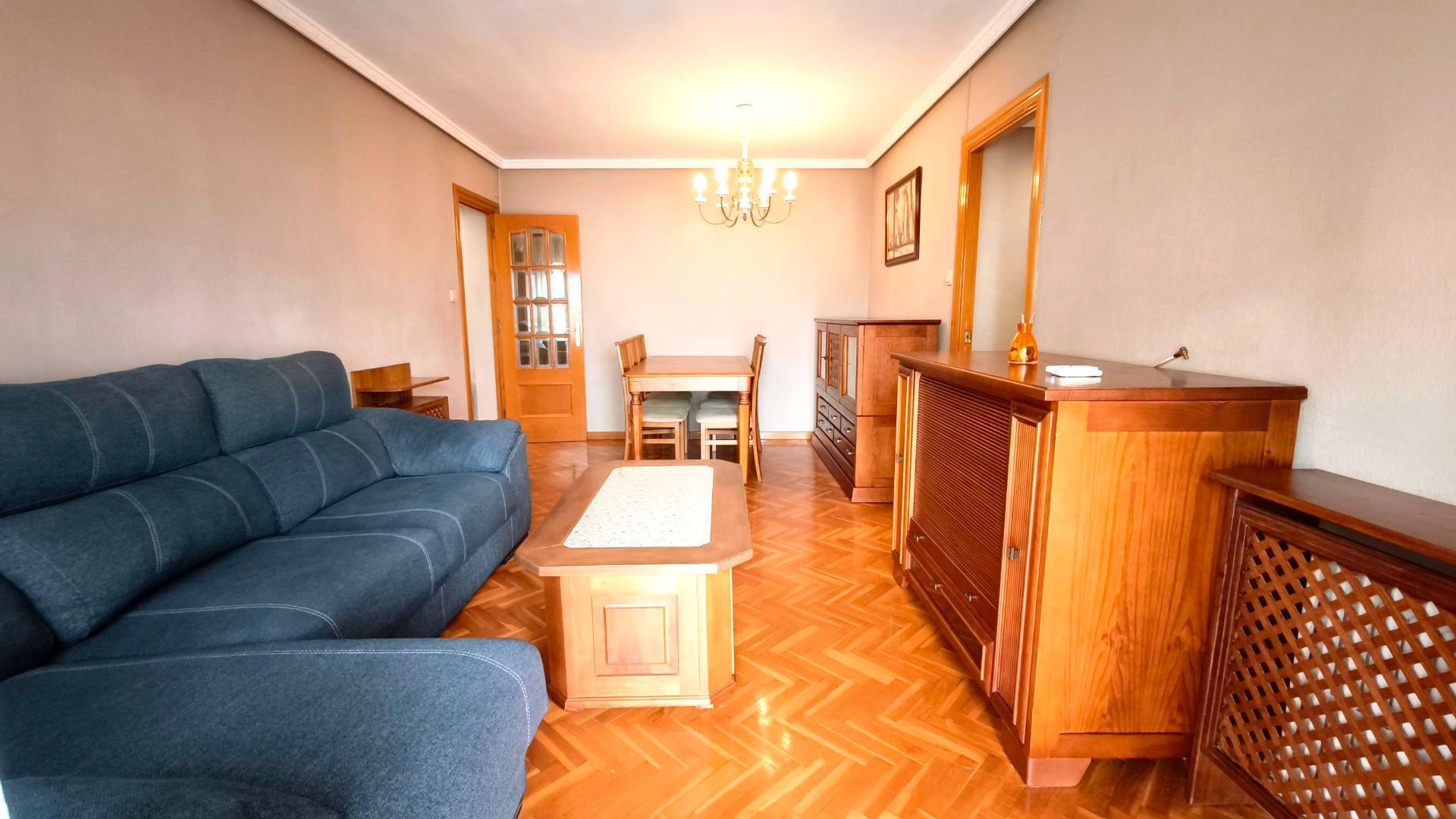 Living room of Flat for sale in  Zaragoza Capital  with Air Conditioner, Heating and Terrace