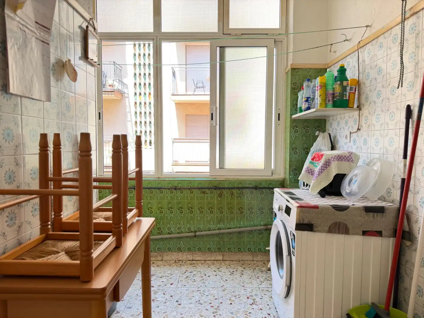 Cuina de Planta baixa en venda en Mataró amb Aire condicionat, Terrassa i Balcó