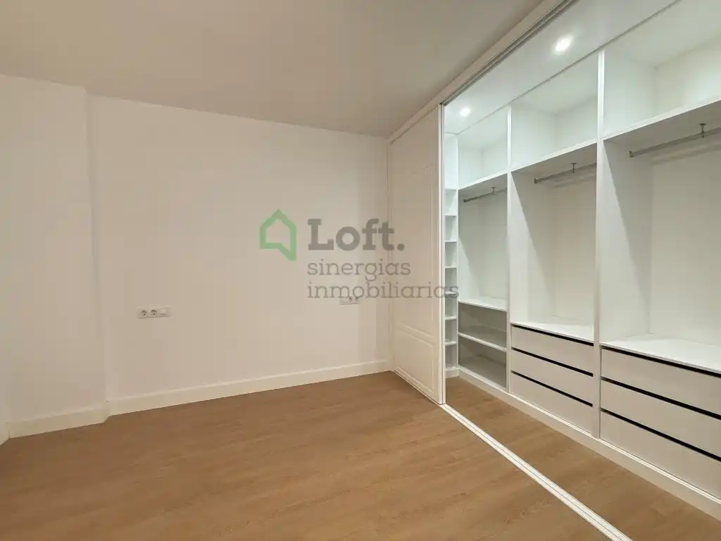Habitación de Piso en venta en Badajoz con Aire acondicionado y Calefacción