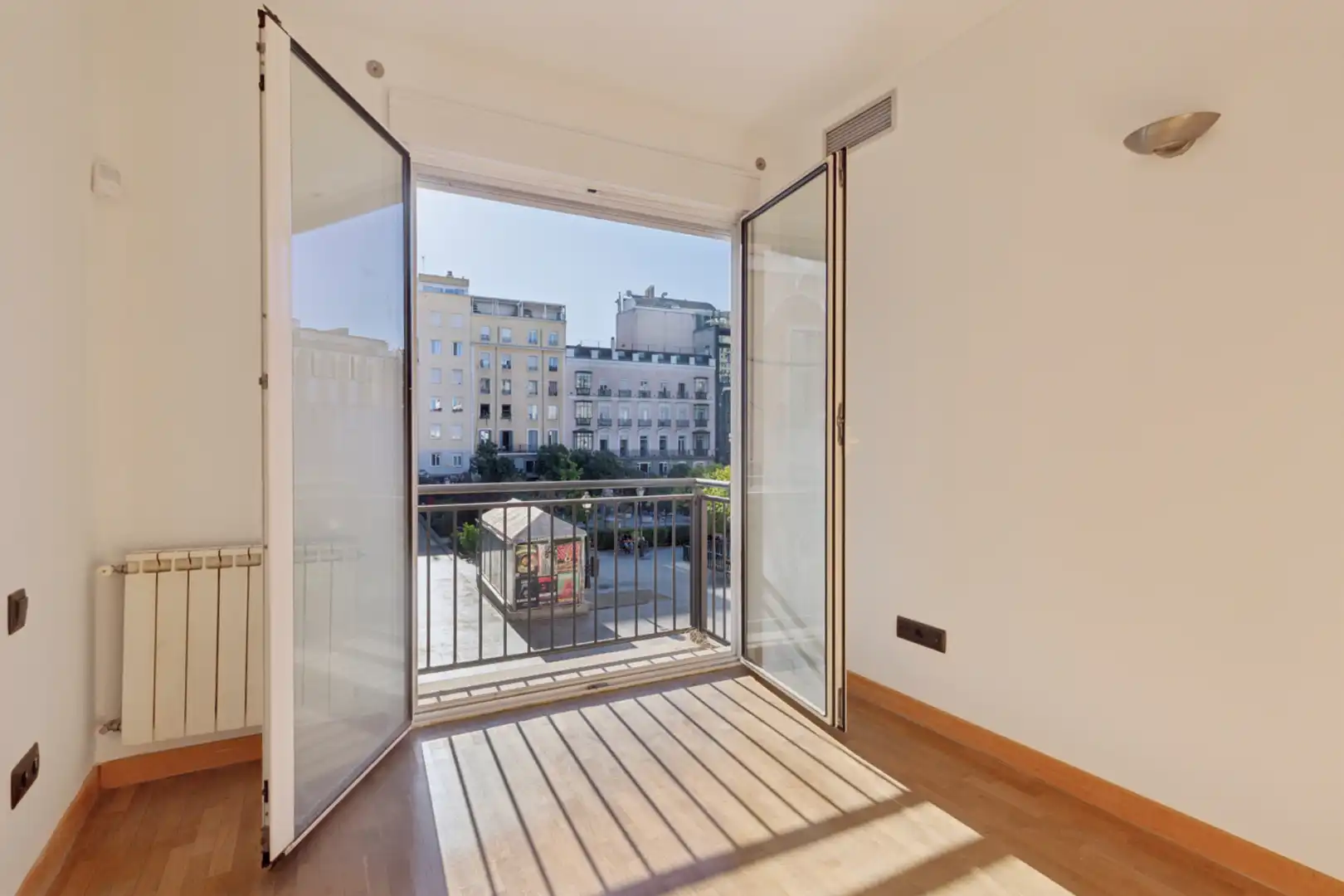 Flat with terrace for sale in Plaza de Pedro Zerolo, imagen 8