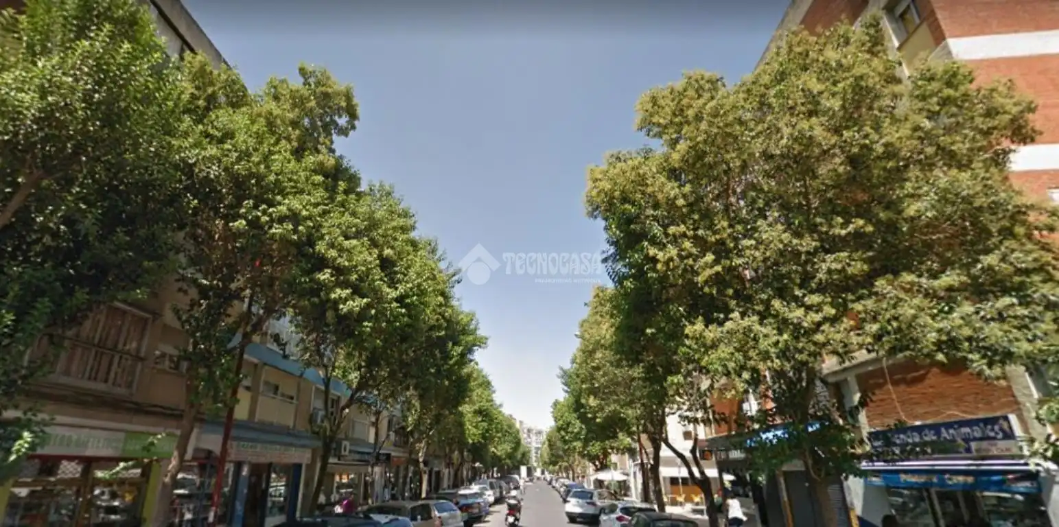 Vista exterior de Pis en venda en Sevilla