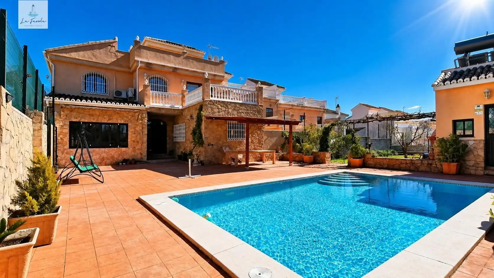 Piscina de Casa o chalet en venta en Archidona con Calefacción, Jardín privado y Terraza