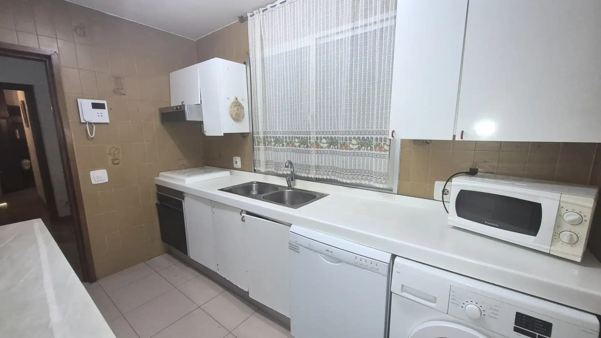 Piso con ascensor en venta en Calle Cánovas del Castillo, imagen 9