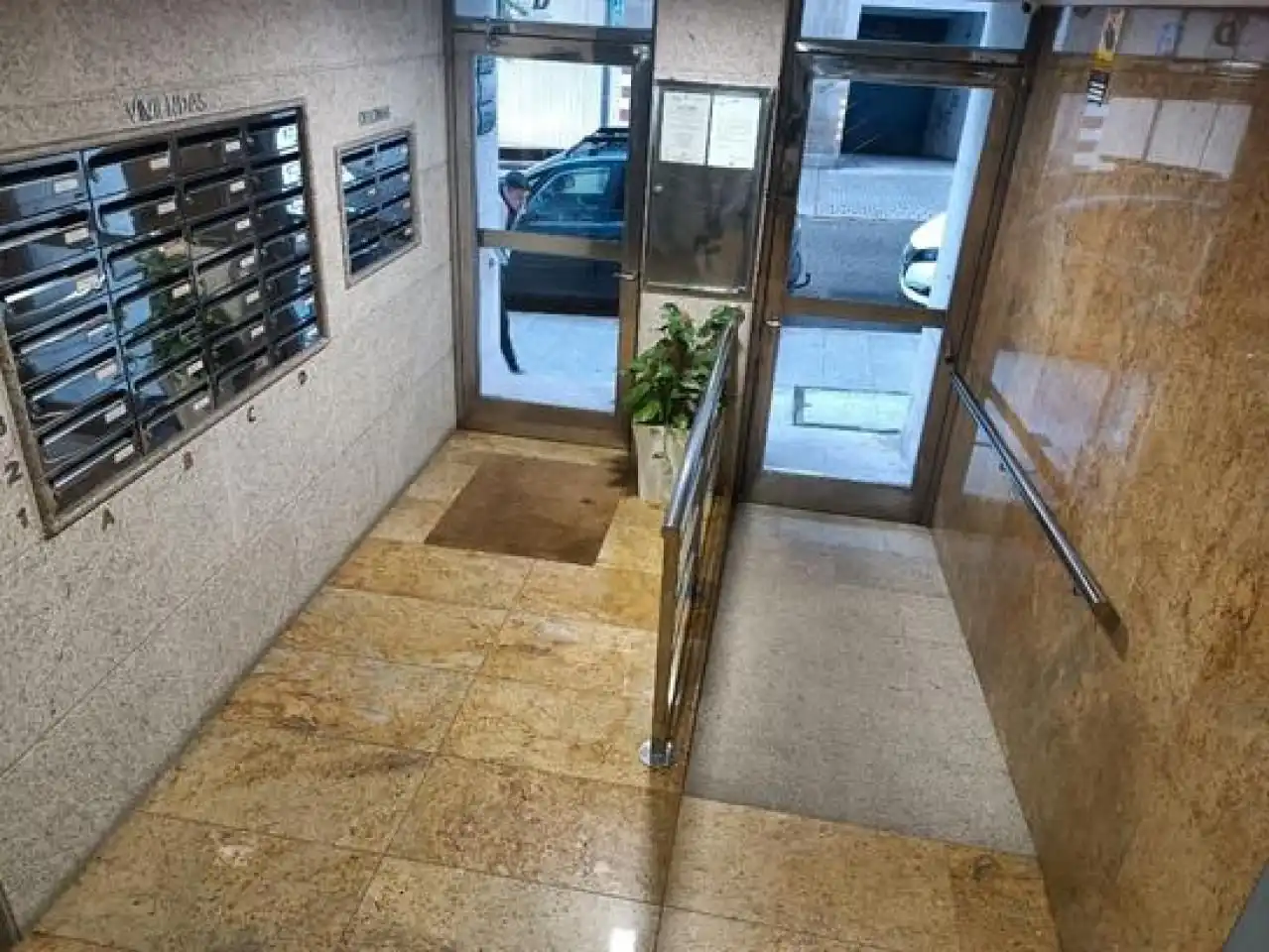 Büro zur Miete in Rua Pino, 63, Fátima