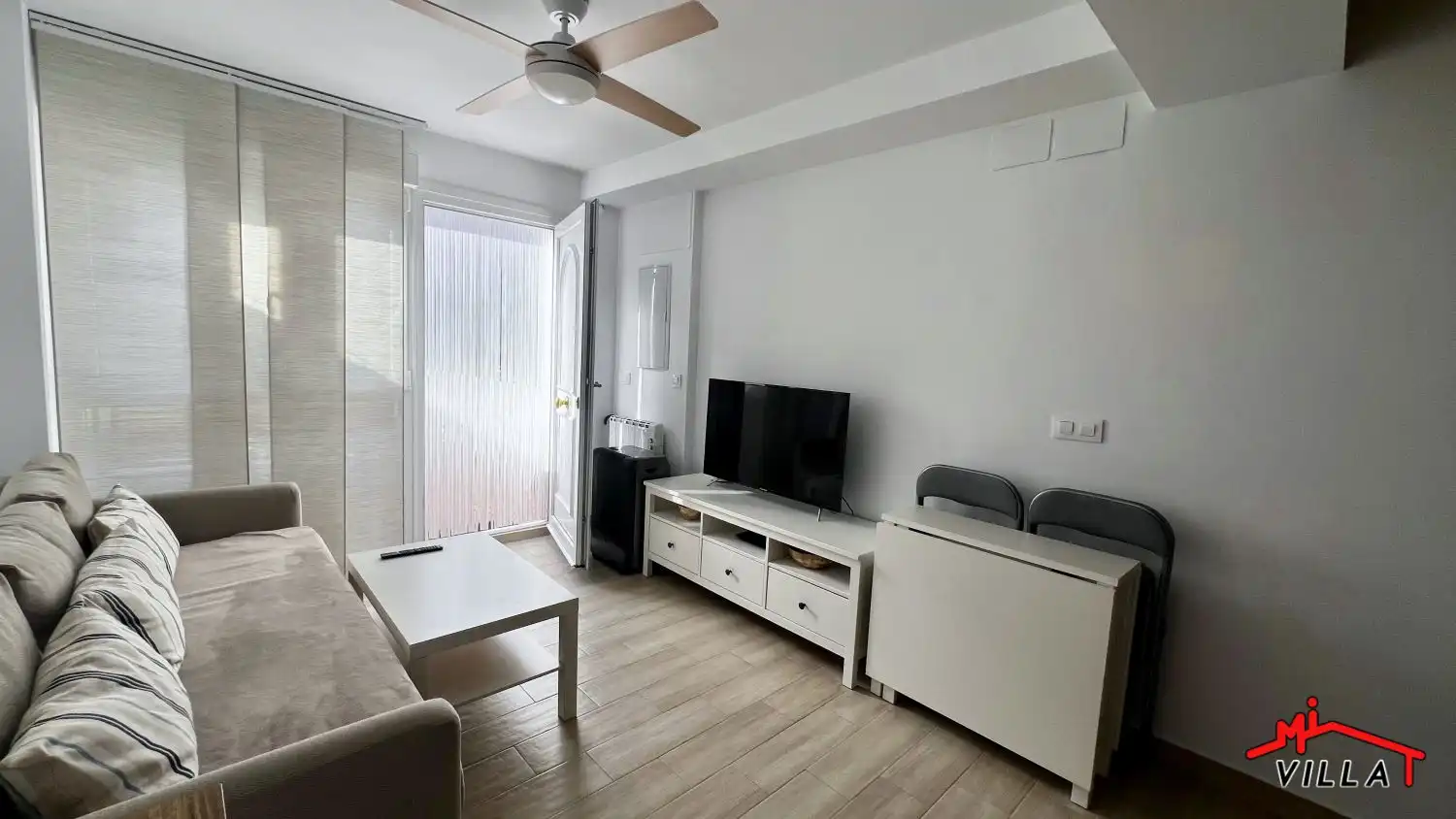 Sala de estar de Casa adosada en venta en Ampuero con Calefacción, Terraza y Trastero