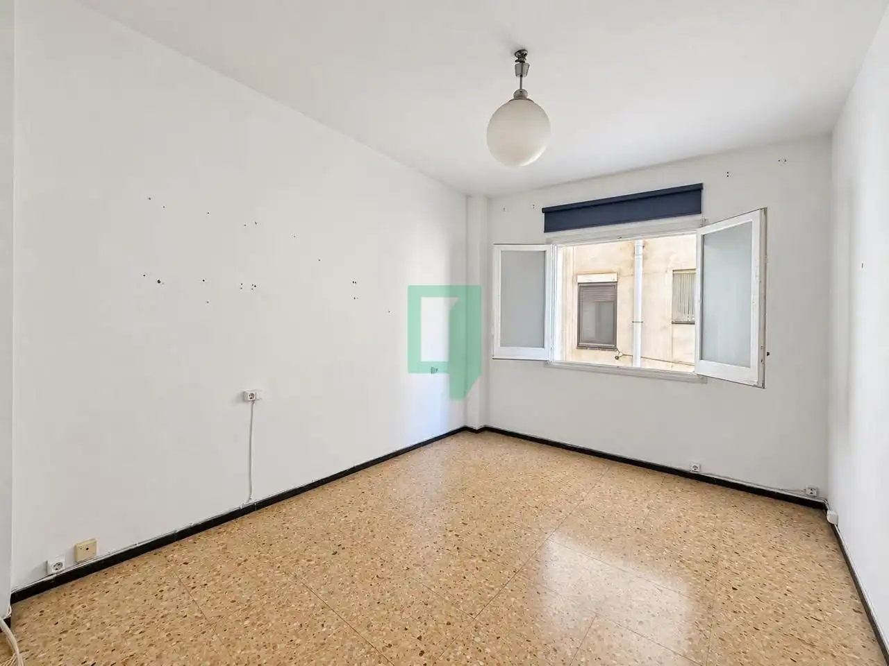 Bedroom of Flat for sale in Badalona  with Air Conditioner and Balcony