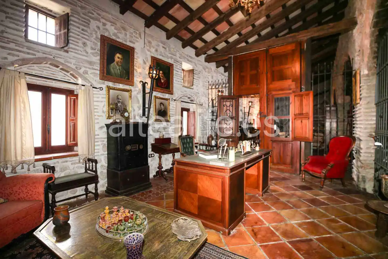 Einfamilien-Reihenhaus zum Verkauf in Gandia mit Privatgarten, Terrasse und Abstellraum