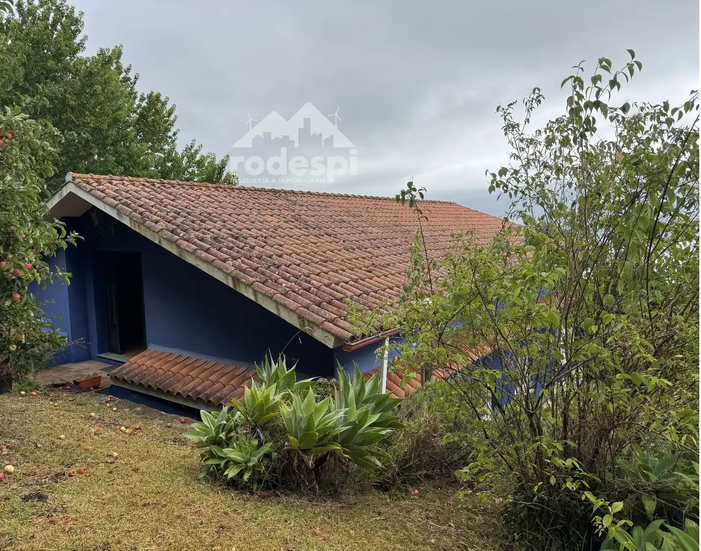 Außenansicht von Haus oder Chalet zum Verkauf in Sanxenxo mit Heizung, Abstellraum und Möbliert