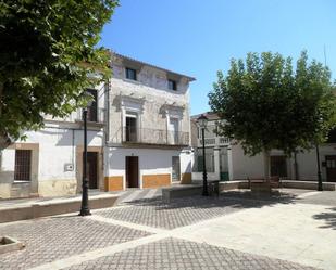 Vista exterior de Finca rústica en venda en Zorita amb Terrassa