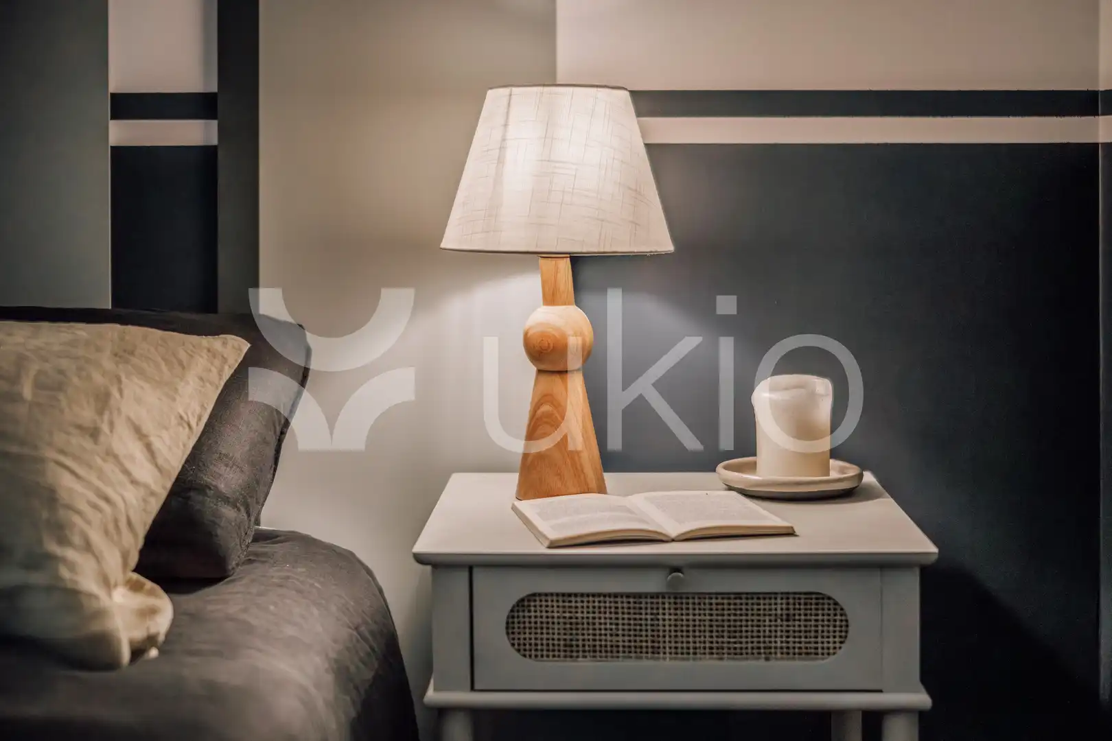 Dormitori de Apartament de lloguer en Madrid amb Aire condicionat, Calefacció i Moblat