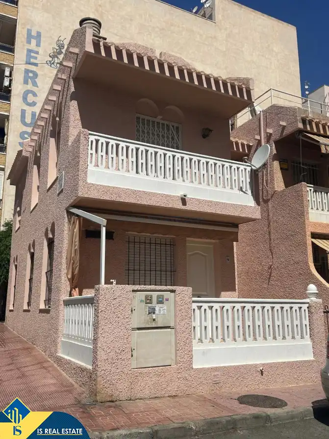 Reihenhaus zum Verkauf in Playa del Cura