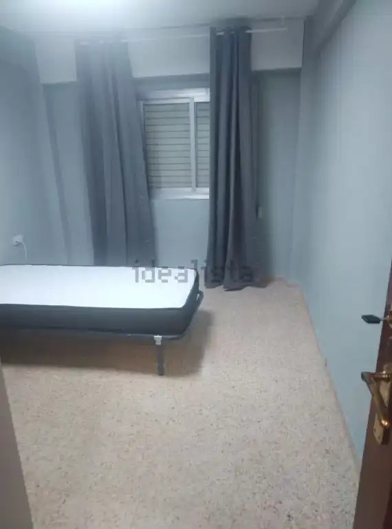 Habitación de Piso en venta en Valencia con Aire acondicionado, Amueblado y Balcón